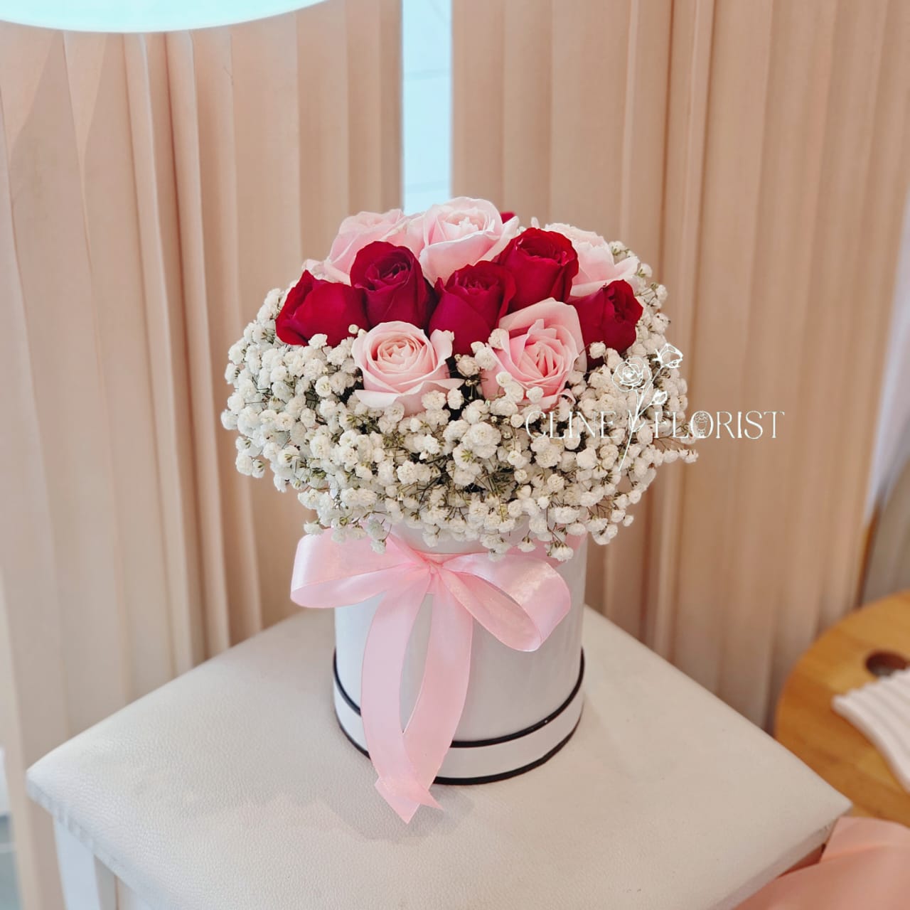 ROSES BLOOM BOX(S08)